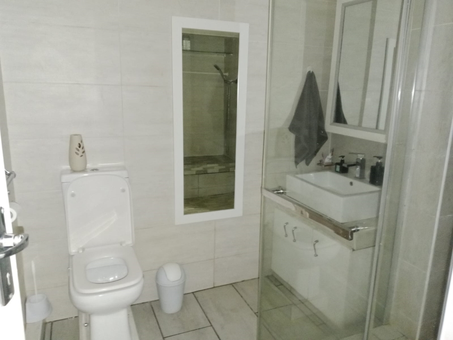 To Let 2 Bedroom Property for Rent in Virginia Free State